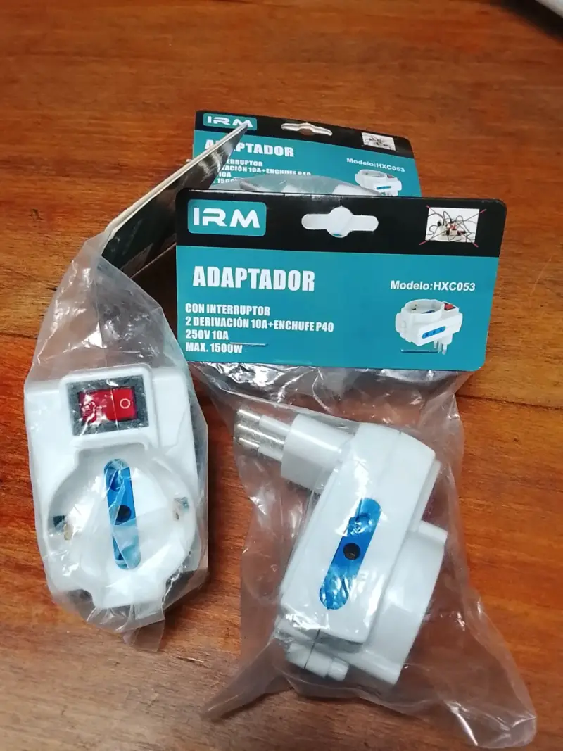 Adaptadores de enchufe eléctricos - 2
