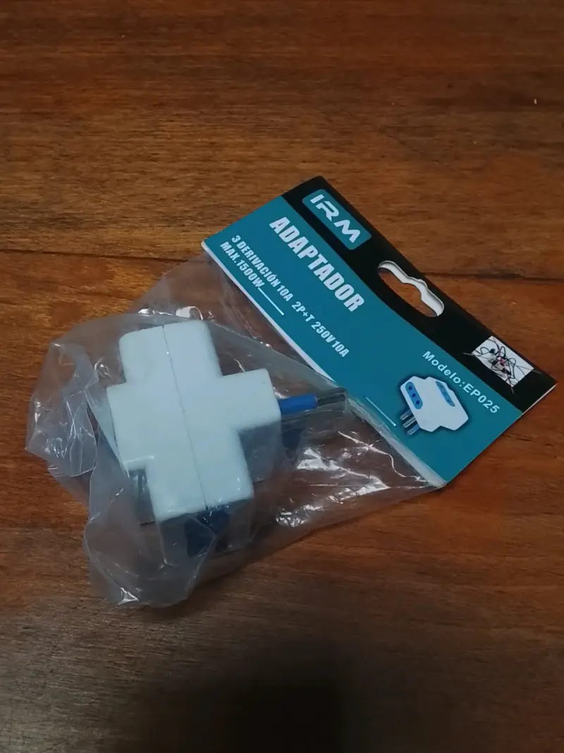 Adaptadores de enchufe eléctricos - 3