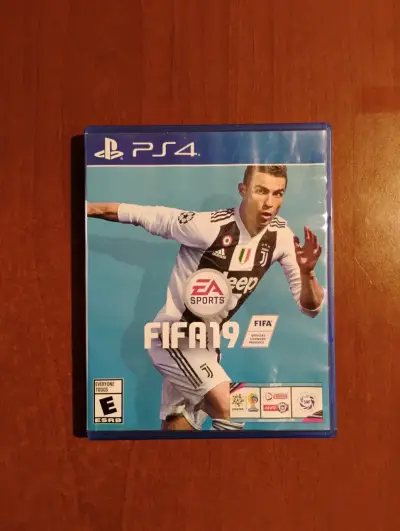 Juego PS4- FIFA 19 - miniatura 1