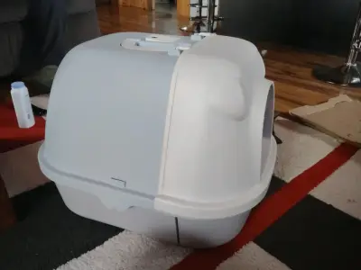 Caja de arena cerrada para gatos - miniatura 3