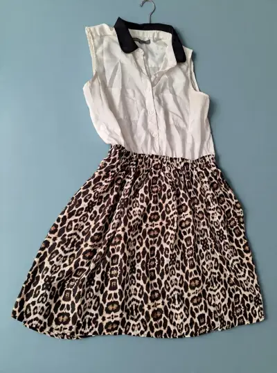 Vestido blusa y falda leopardo - miniatura 1