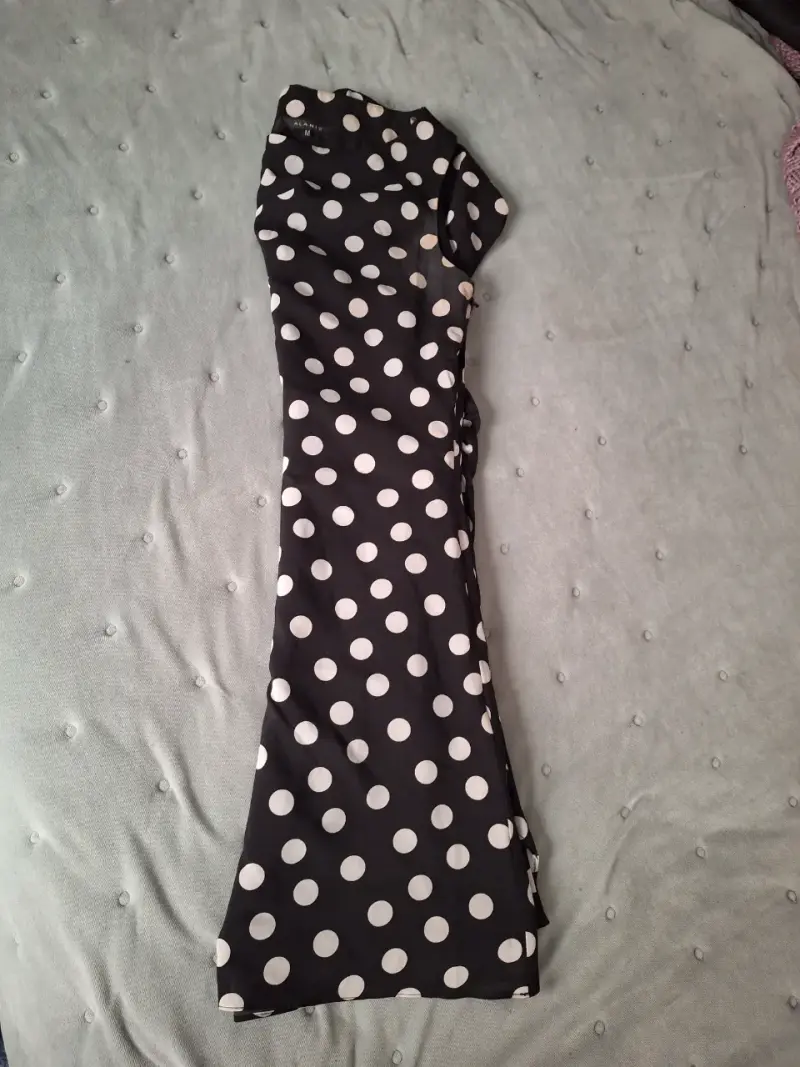 Vestido negro con lunares - 3