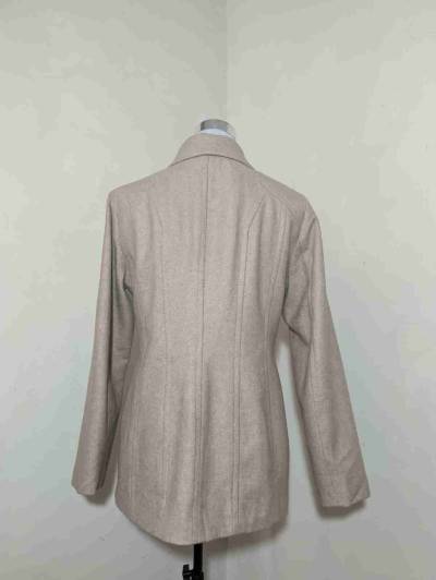 Abrigo beige de botones - miniatura 2