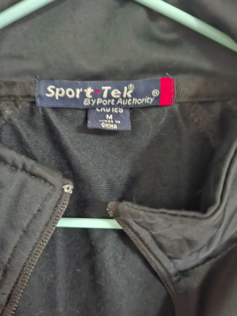 Chaqueta deporte negra Sport Tek - 2