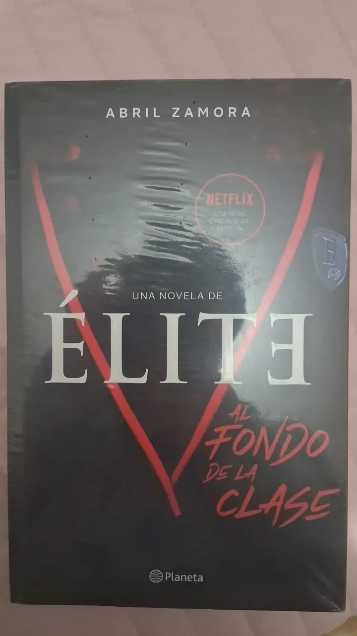 Libro Élite: Al fondo de la clase - 1