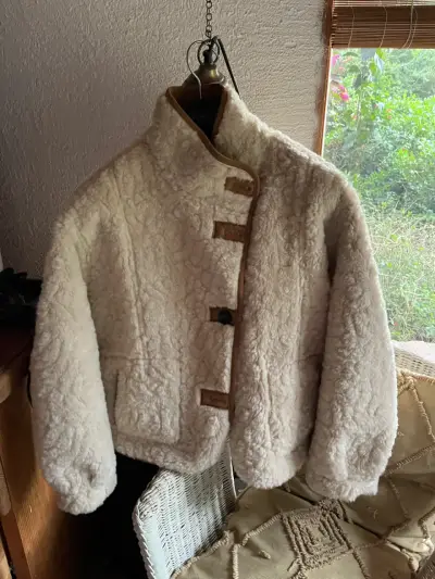 Chaqueta de lana beige - miniatura 1