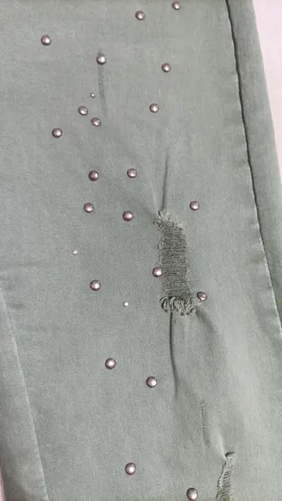 Jeans verdes con tachas - miniatura 2