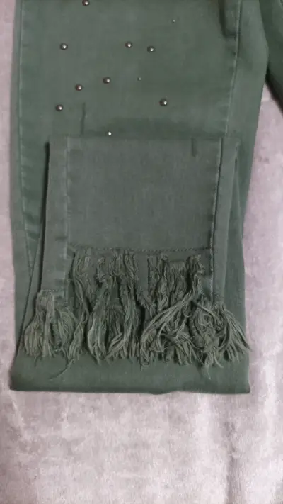 Jeans verdes con tachas - miniatura 3