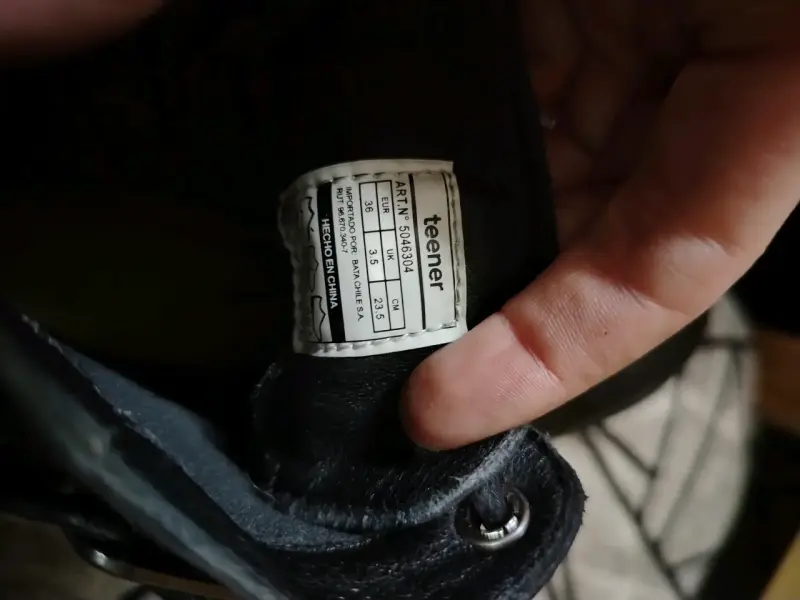 Zapatillas y zapato en perfecto estado - 12