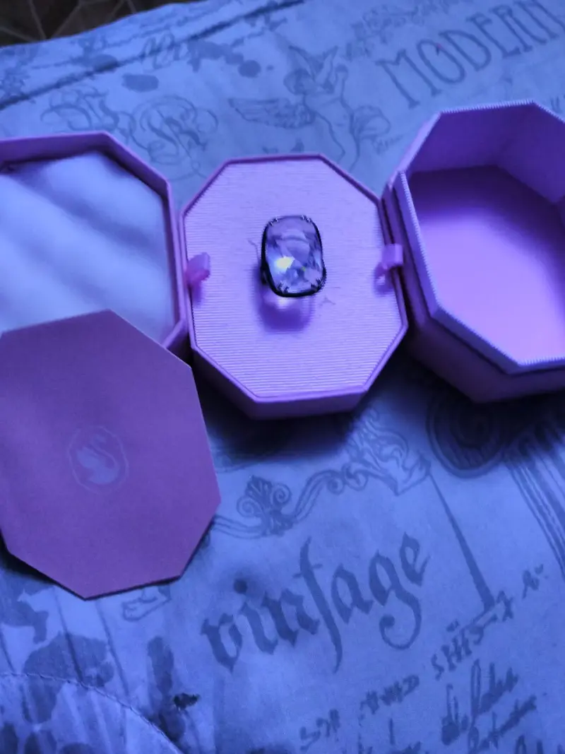 Anillo con piedra blanca grande - 2