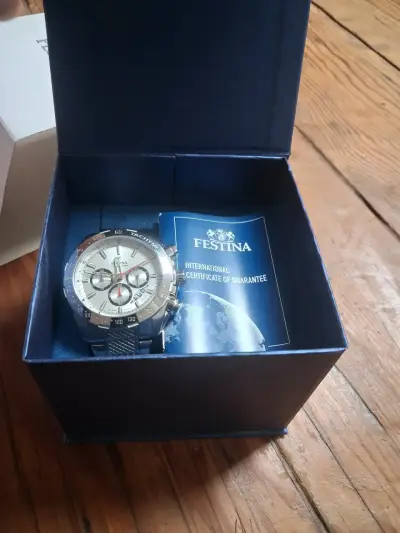 Reloj Festina en caja original - miniatura 4