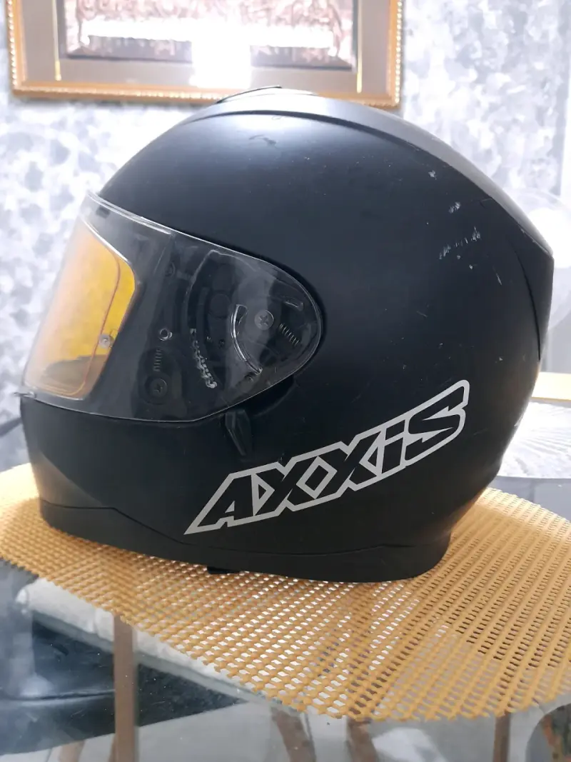 Casco de motocicleta con visera - 4