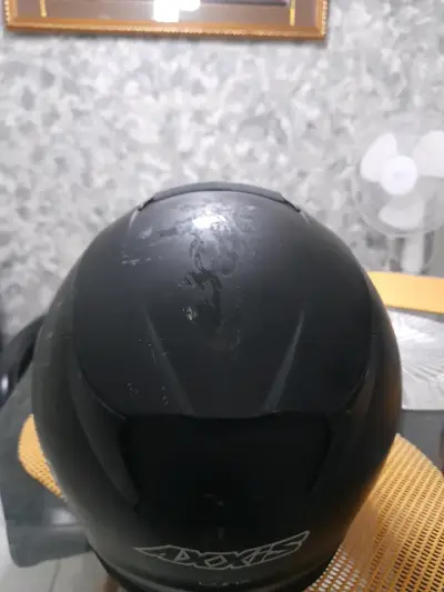 Casco de motocicleta con visera - miniatura 6