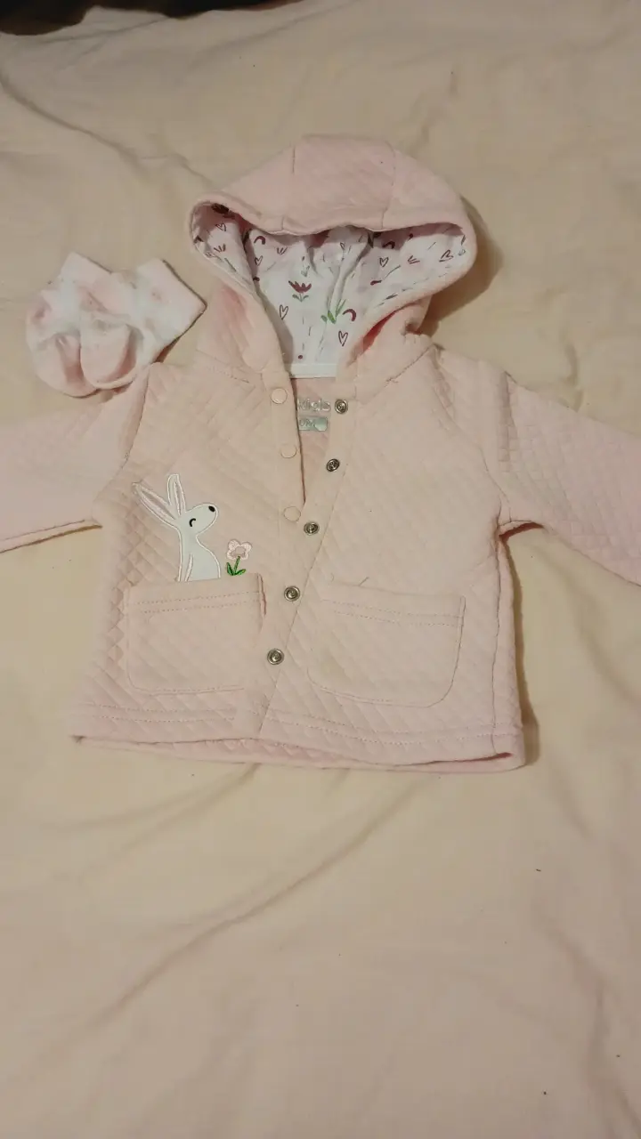 Chaqueta bebé rosa con capucha 4kids