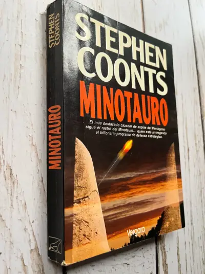 Libro 'Minotauro' por Stephen Coonts - miniatura 2