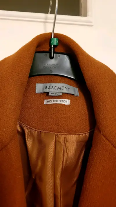Abrigo Basement talla M - miniatura 3