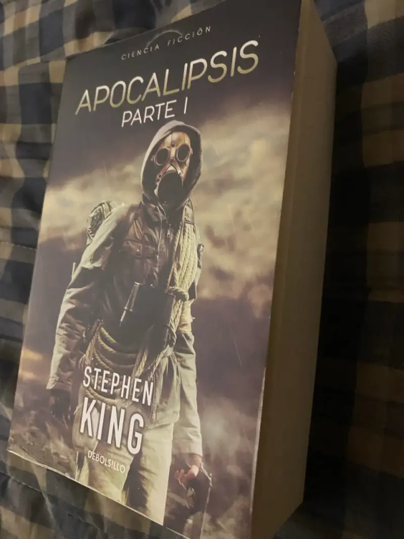 Libro Apocalipsis Parte I Stephen King - 2