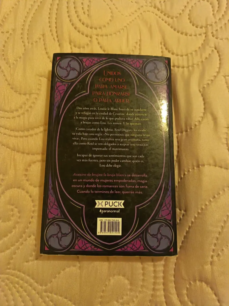 Libro Asesino de Brujas: La Bruja Blanca - 2