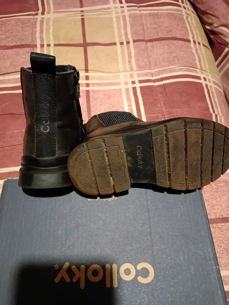 Botas negras para niños - 3