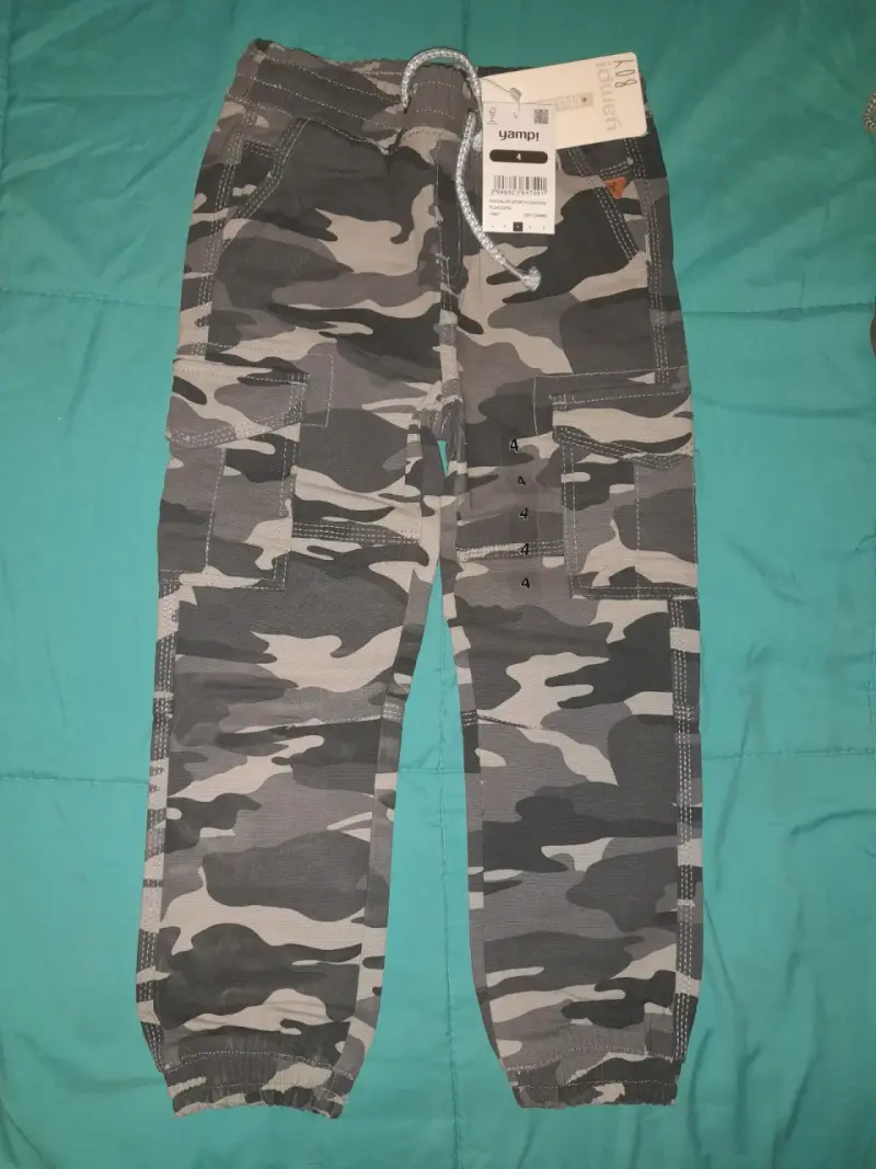 Pantalones camuflados talla 4 - 2