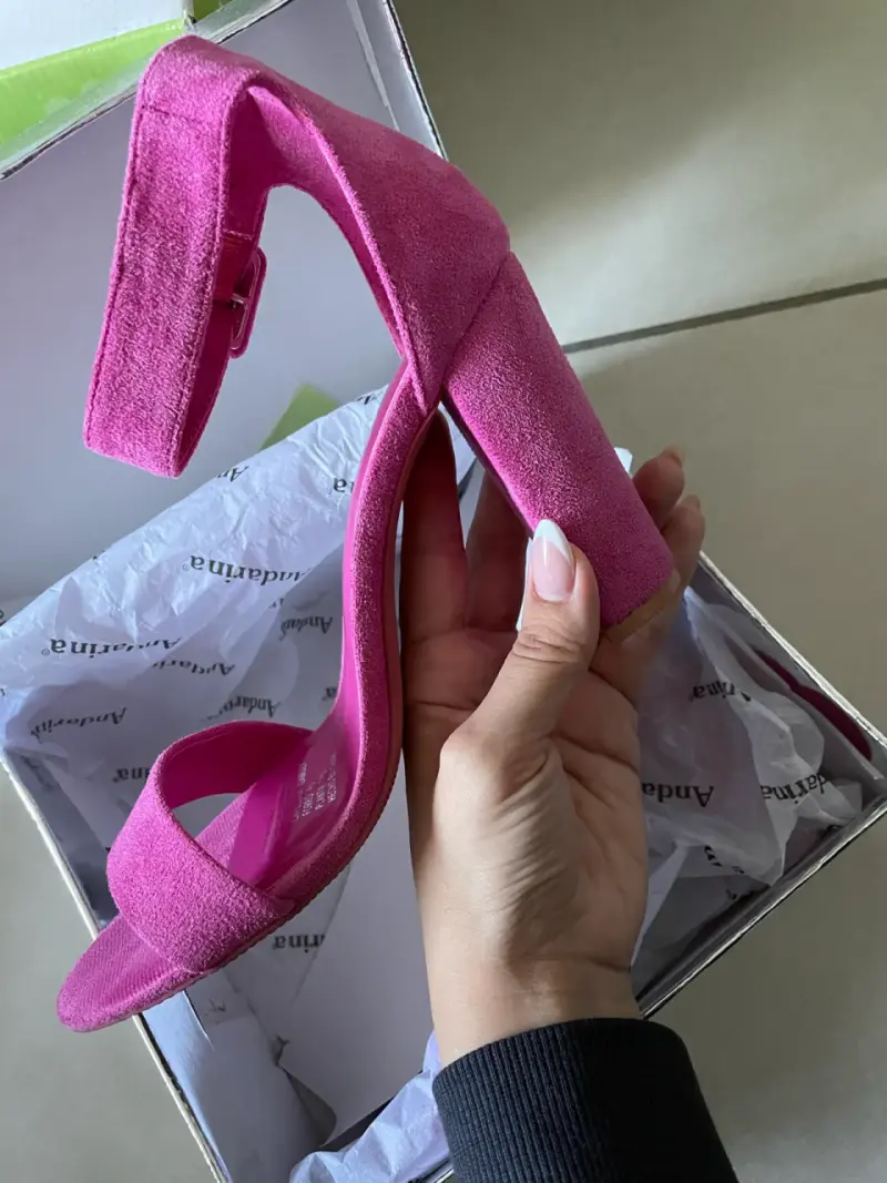 Sandalias tacón fucsia - 1