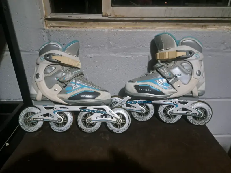 Patines en línea blancos Honda - 2
