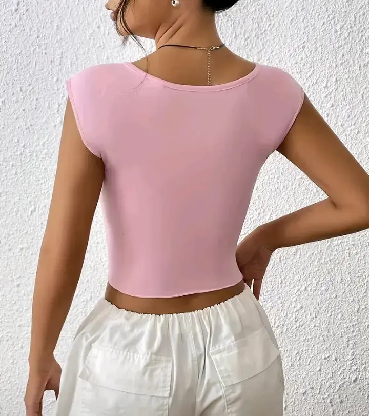 Top rosado con escote - 2
