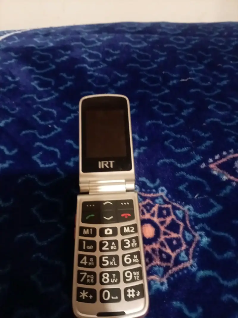 Celular plegable rojo vintage - 2