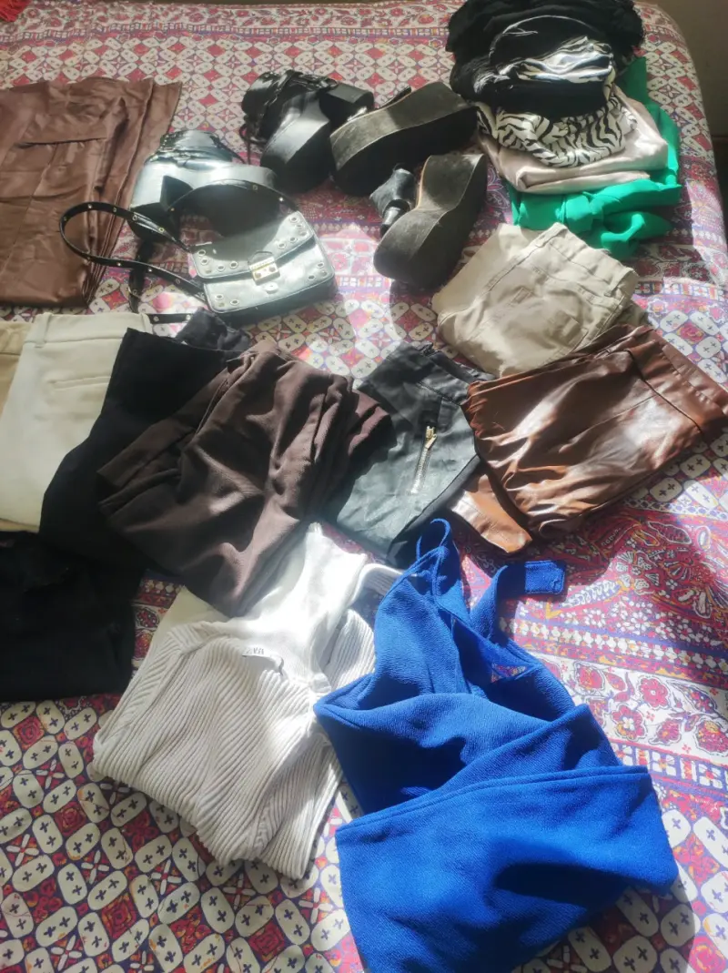 Lote de Ropa , Zapatos y accesorios. - 5