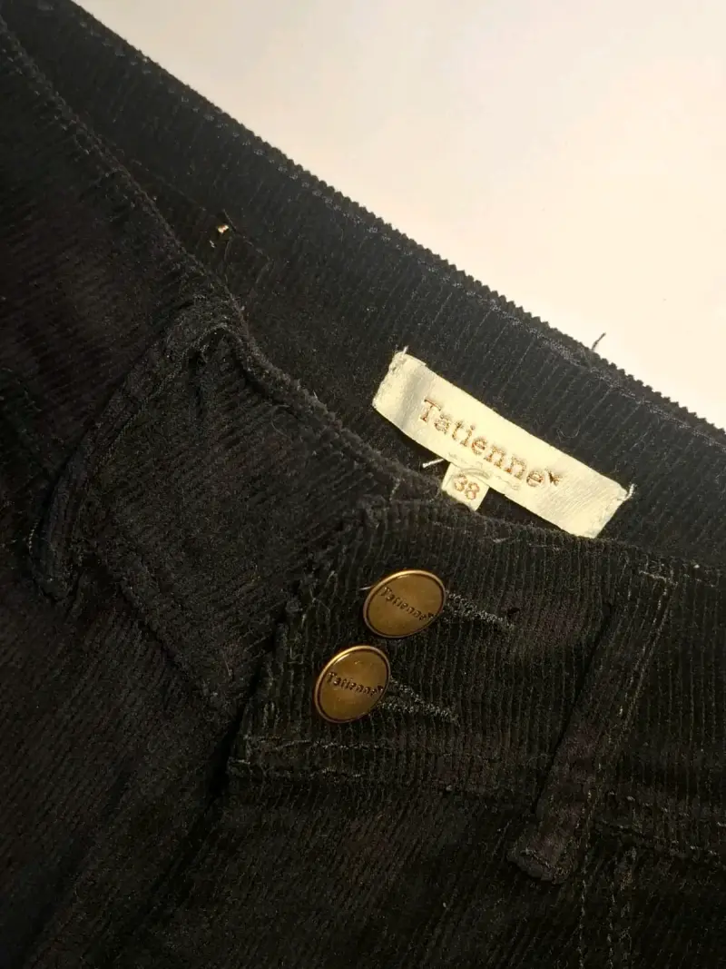 Pantalón acampanado negro - 2