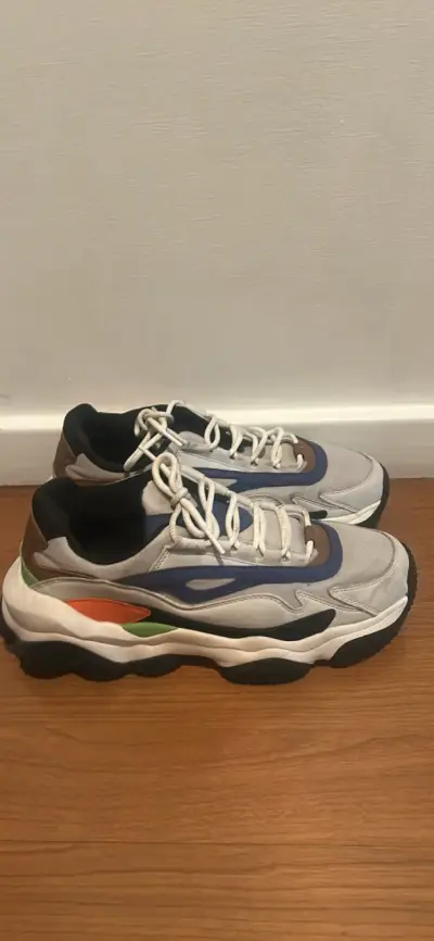 ZAPATILLAS HOMBRE BERSHKA 43 - miniatura 3