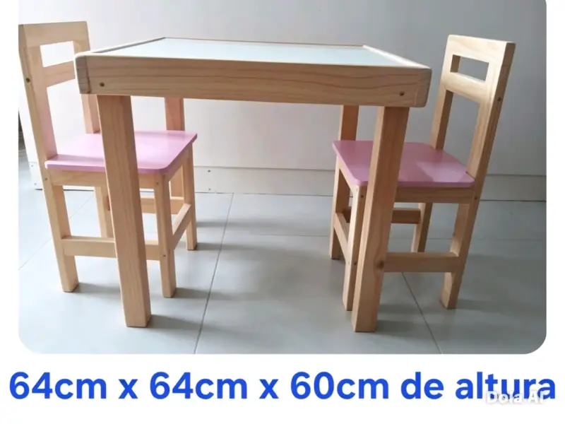 Juego de mesa y sillas para niños