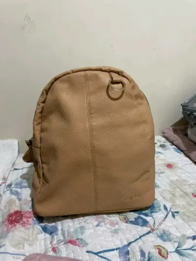 Mochila beige Secret - miniatura 1
