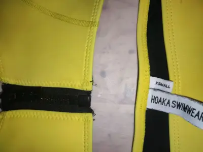Bikini amarillo . - miniatura 5