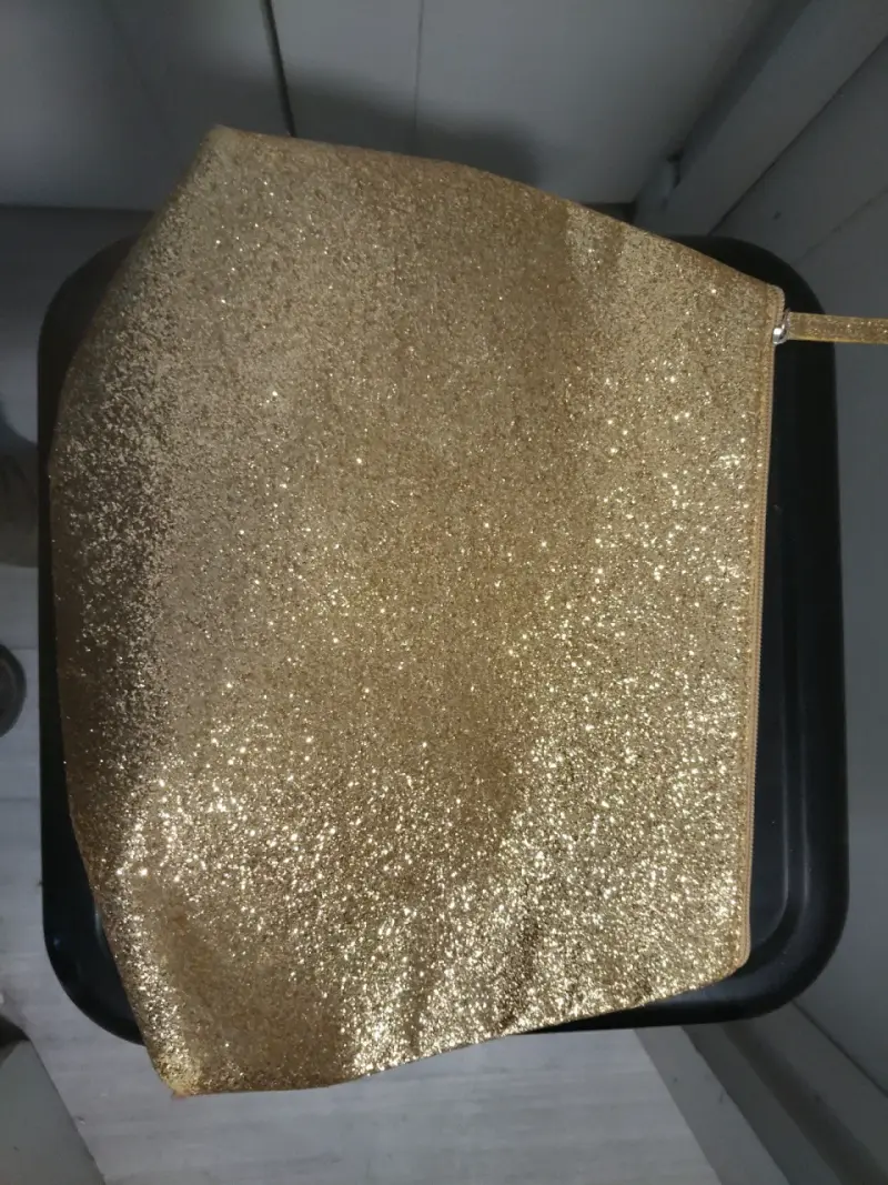 Bolso clutch dorado con brillo - 3