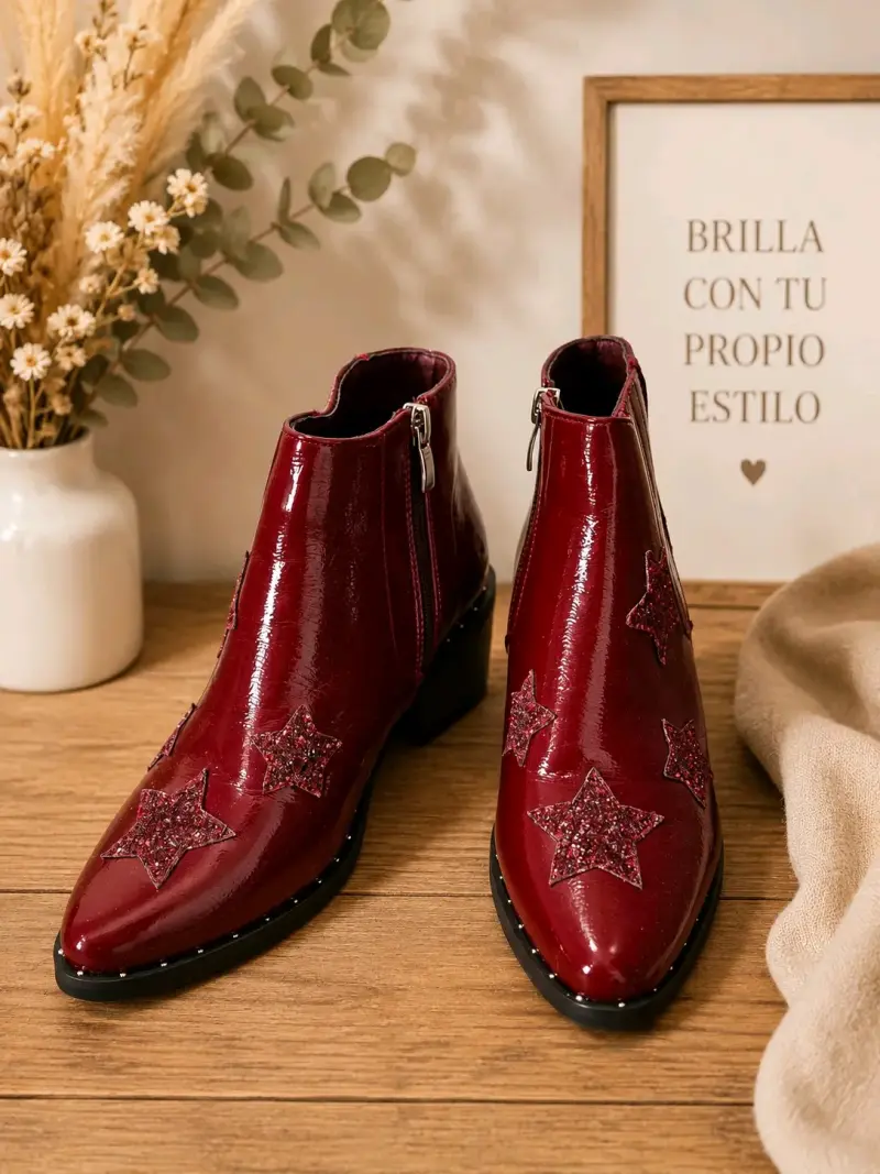 Botines burdeos con estrellas