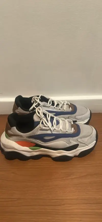 ZAPATILLAS HOMBRE BERSHKA 43 - miniatura 6