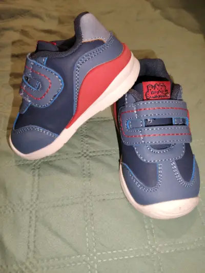 Zapatillas infantiles azul y rojo talla 20 - miniatura 2