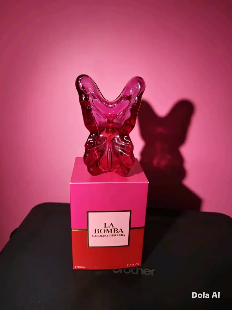 Perfume La Bomba Carolina Herrera - 2
