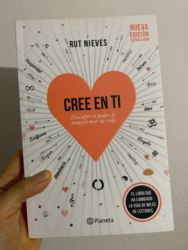Libro 'Cree en ti' de Rut Nieves - 1