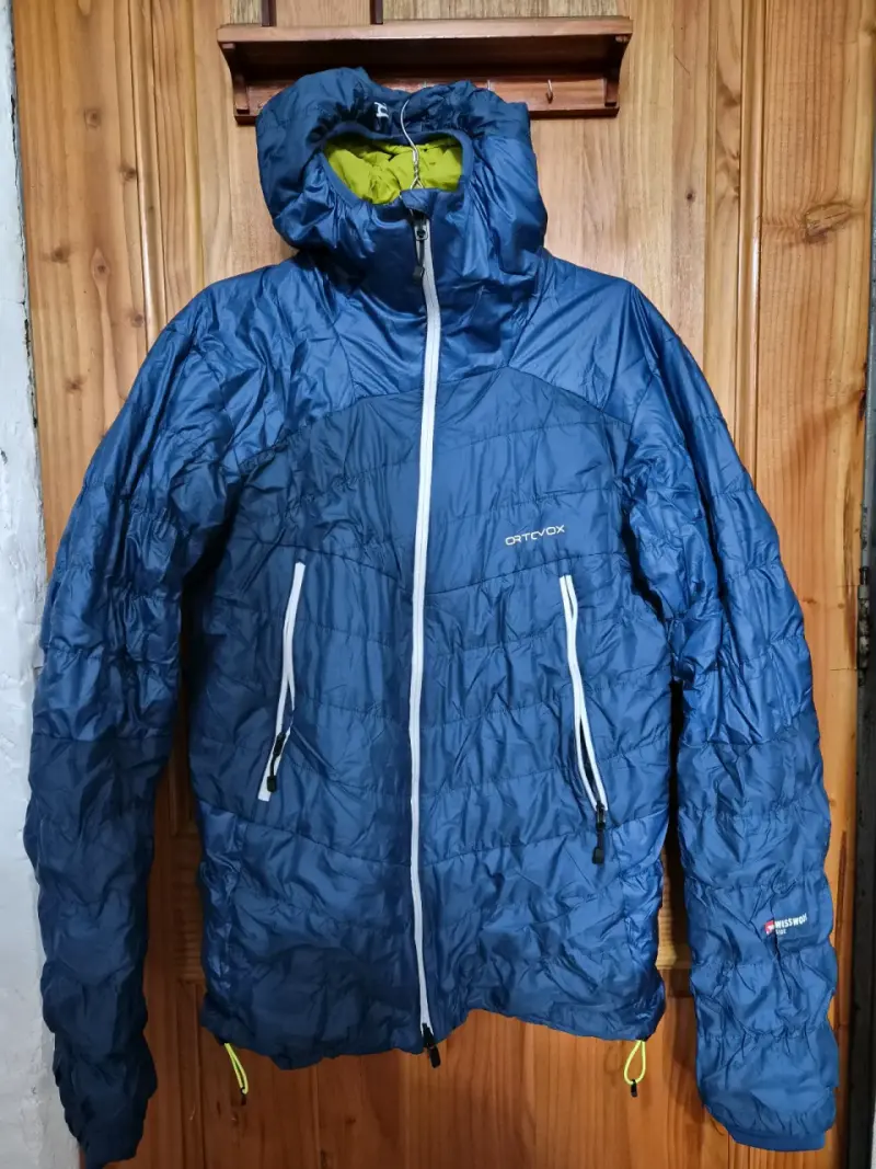 Chaqueta impermeable azul Ortovox