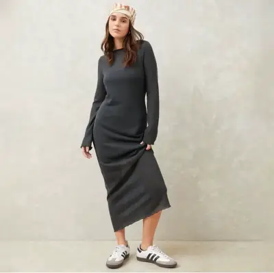 Vestido largo gris oscuro - miniatura 1