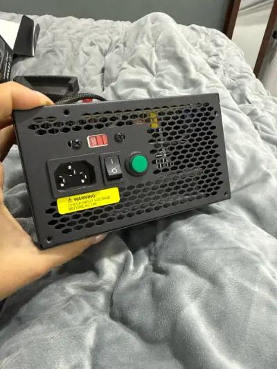 Fuente de poder GameMax VP-450 - miniatura 2
