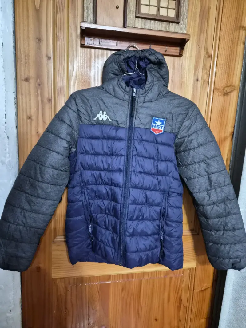 Chaqueta acolchada con capucha