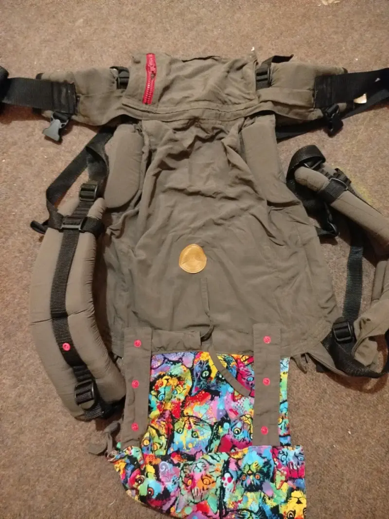 Mochila portabebé ergonómica - 1