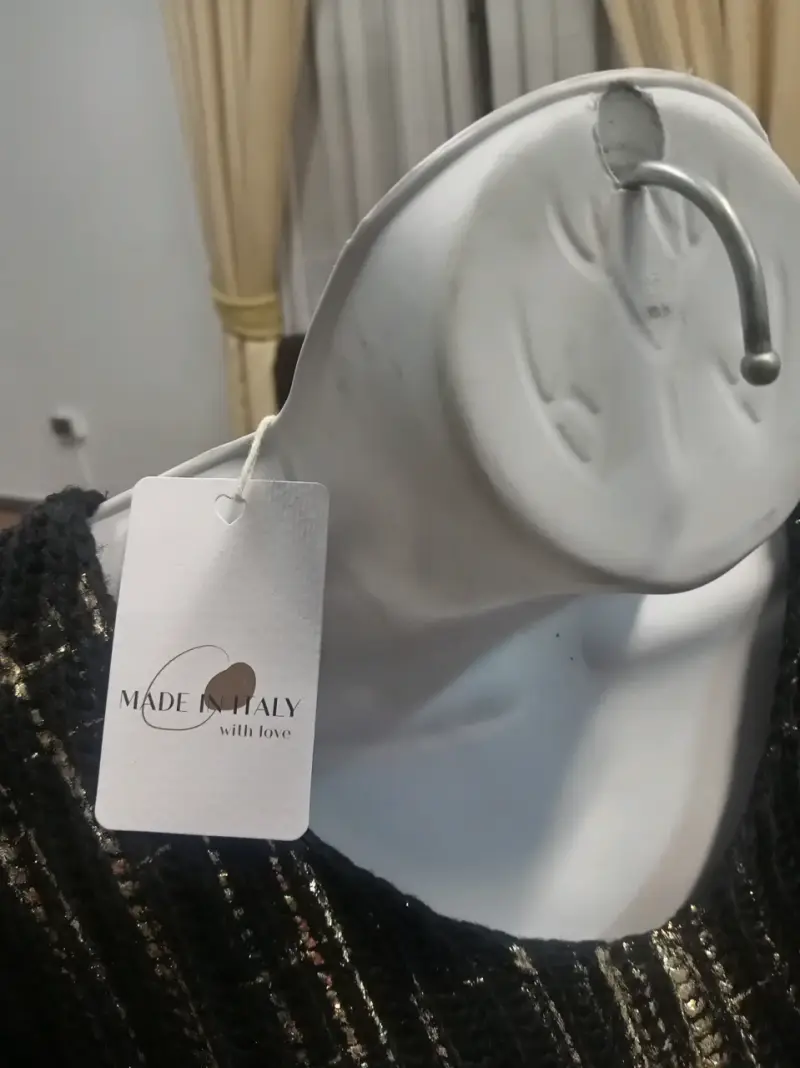 Suéter tejido negro con brillo - 2