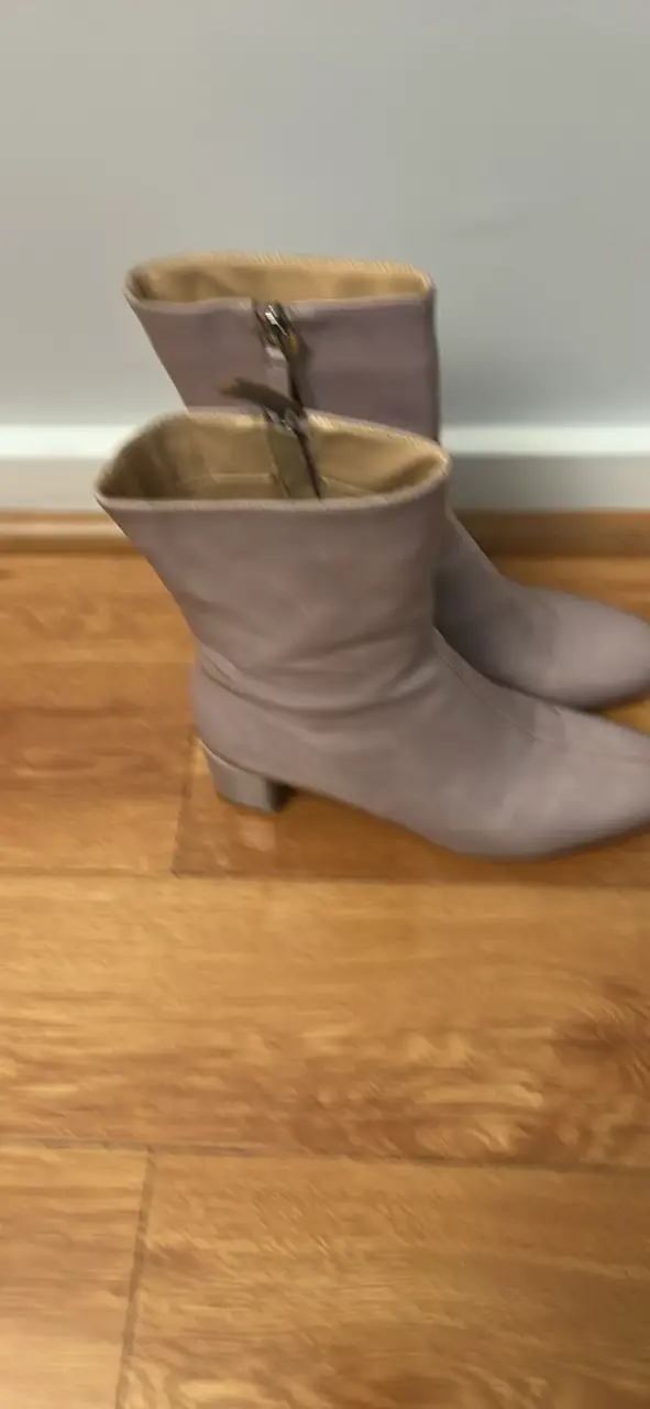 BOTINES COLOR MALVA 36.5 - 2
