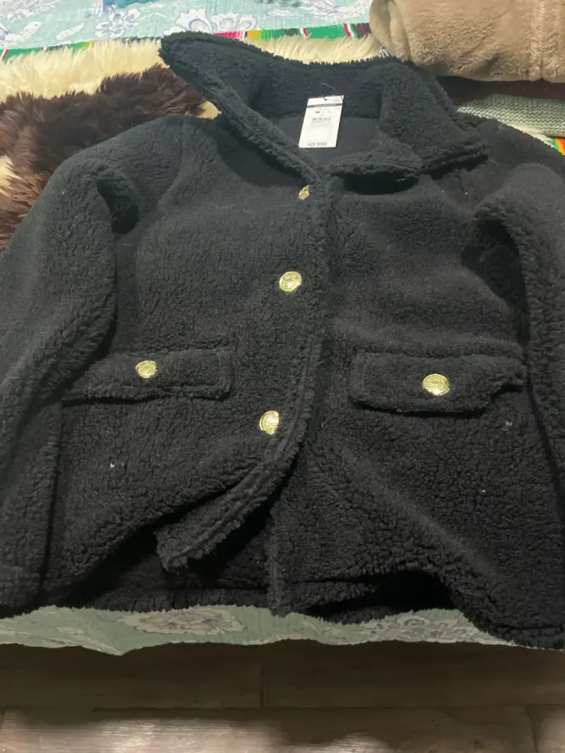 Chaqueta negra de lana con botones - 1
