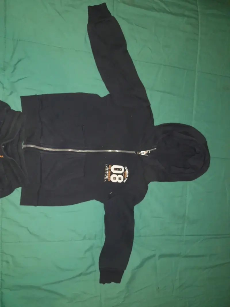 Conjunto deportivo negro para niños - 2