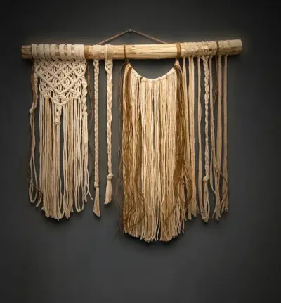 Tapiz de macramé tonos tierra 60 x 61 cm - miniatura 2